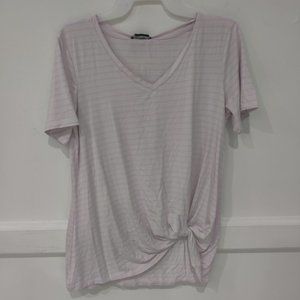NWoT Matty M Women V-Neck Twist Knot Tee Pink Petal Fashion Tee Size S $45 AA157